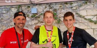Malta blev Jespers gevinst foto fra maltesisk avis med Jesper Mathiesen i løbetøj efter et marathon