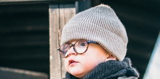 Pædagogerne forsøger at støtte Otto bedst muligt – men mangler kurser i synshandicap Otto, som lever med et alvorligt synshandicap, er midtpunktet i en hverdag, hvor manglende efteruddannelse hos pædagogerne gør det svært at give ham den støtte, han har brug for.